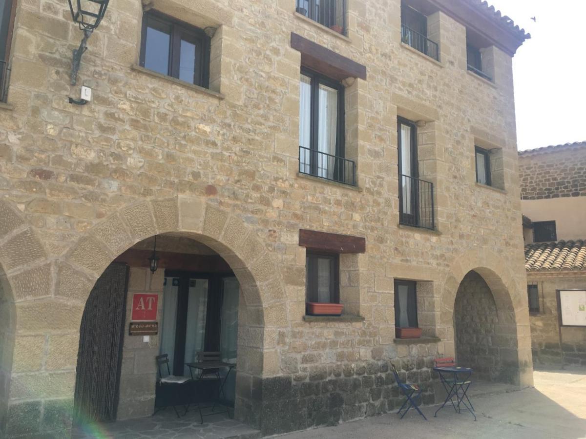 Apartamentos Turisticos Rio Gallego Fontellas  Exteriör bild